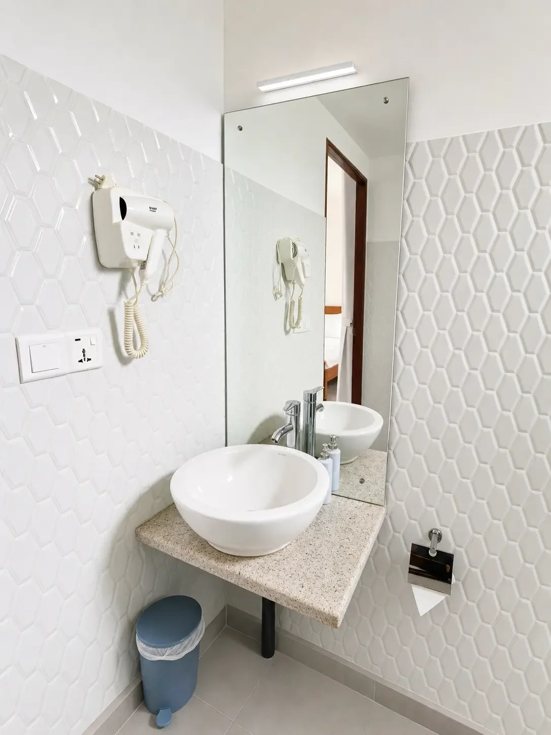 Private bathroom in the Superior Room